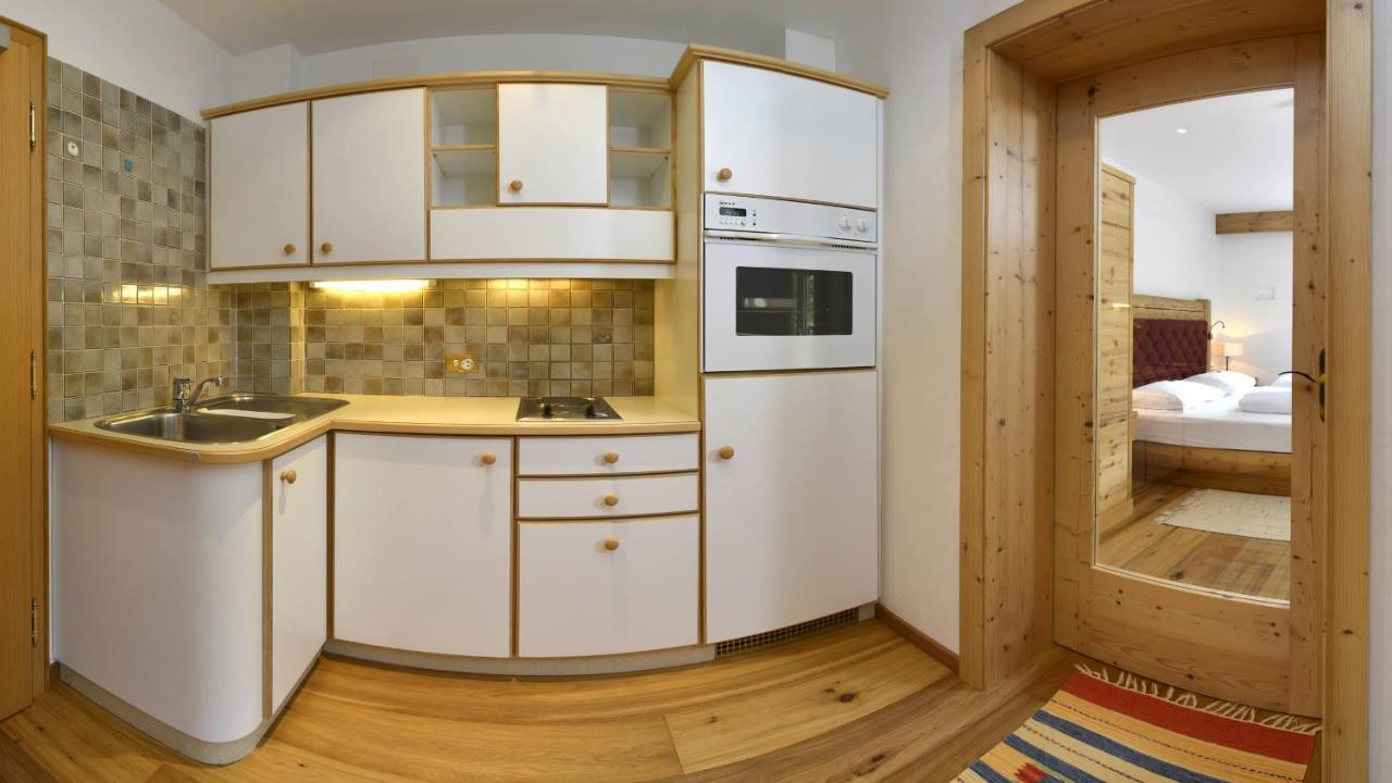 סלבה די ואל גרדנה Garni Hotel Rosengarten B&B מראה חיצוני תמונה