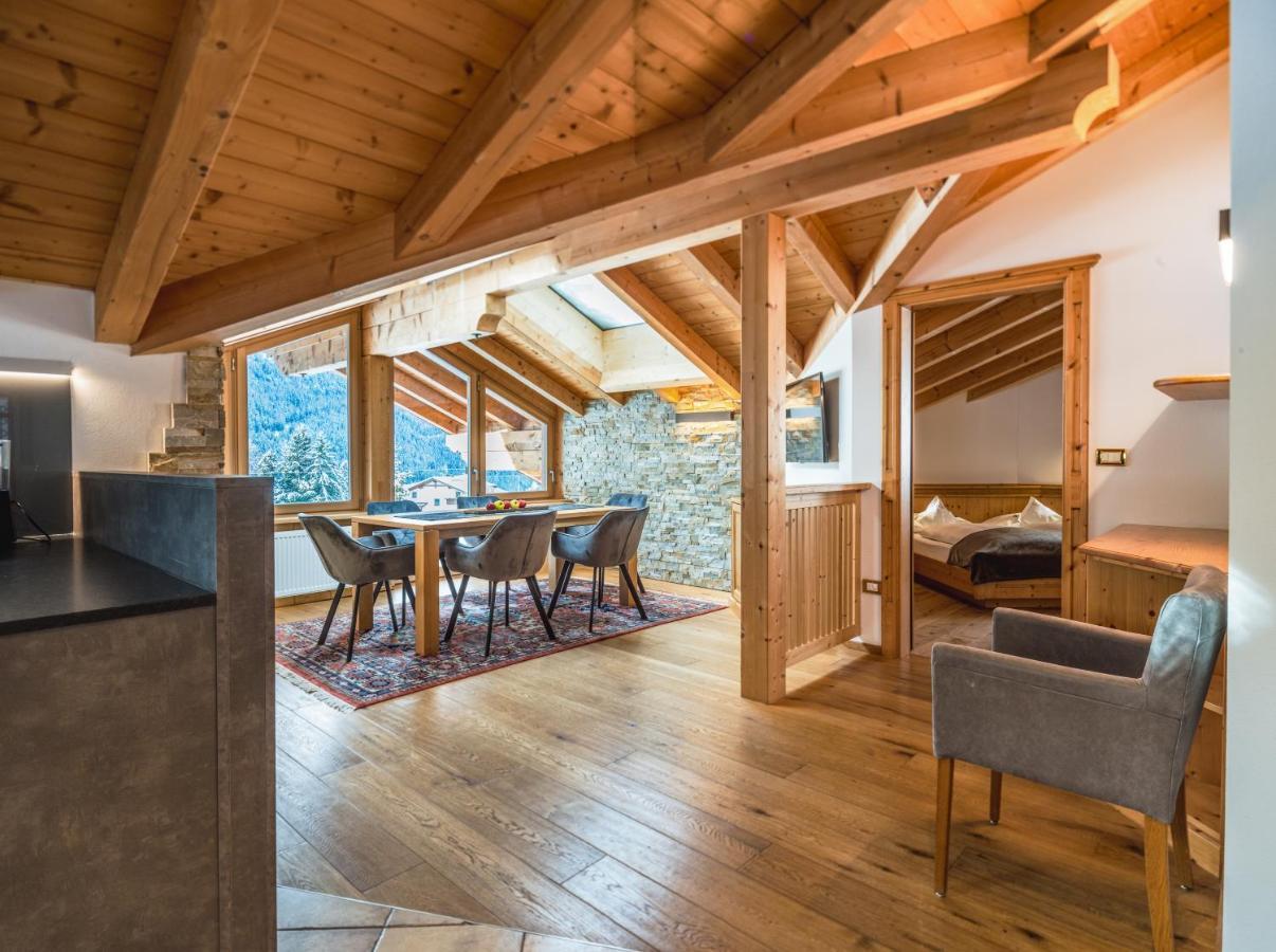סלבה די ואל גרדנה Garni Hotel Rosengarten B&B מראה חיצוני תמונה