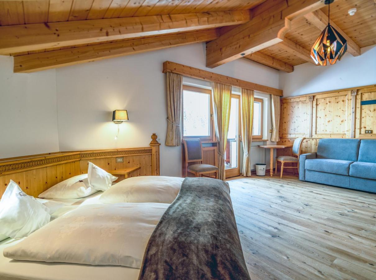 סלבה די ואל גרדנה Garni Hotel Rosengarten B&B מראה חיצוני תמונה